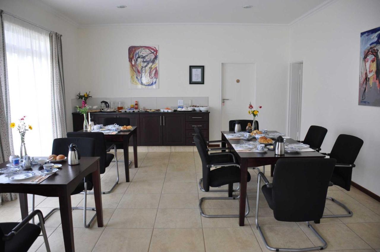 Amohela Guesthouse Midrand Ngoại thất bức ảnh